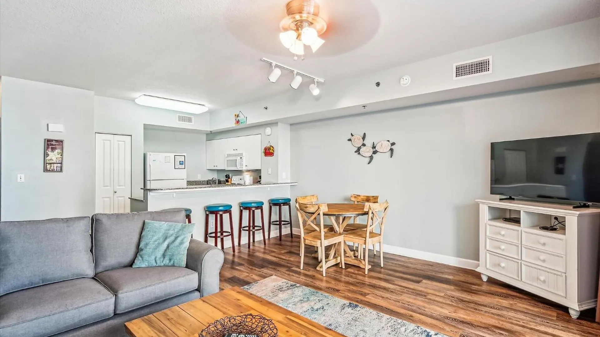 Shores Of Panama 325 - 3Rd Floor, Updated, Free Fun! Sleeps 6, Condo Panama City Beach 0*,  United States