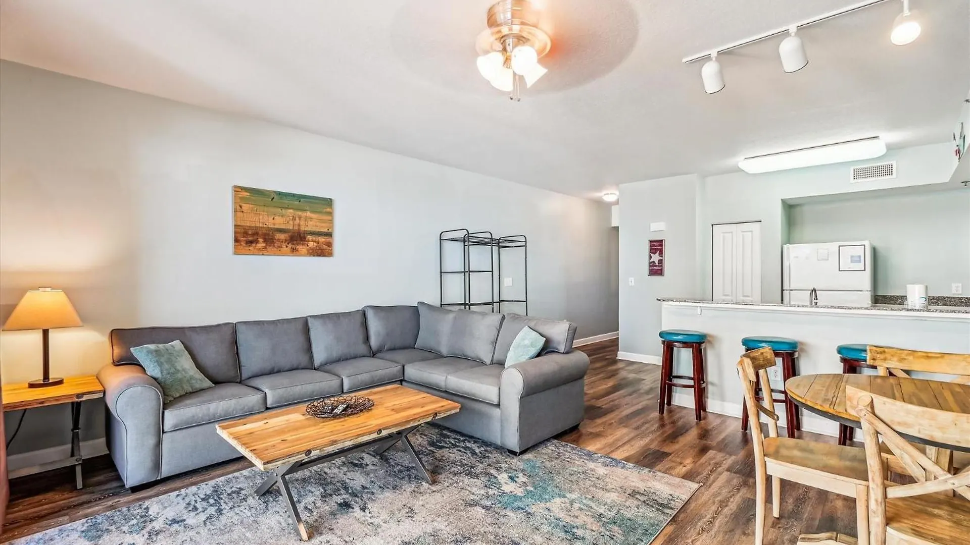 Apartment Shores Of Panama 325 - 3Rd Floor, Updated, Free Fun! Sleeps 6, Condo Panama City Beach