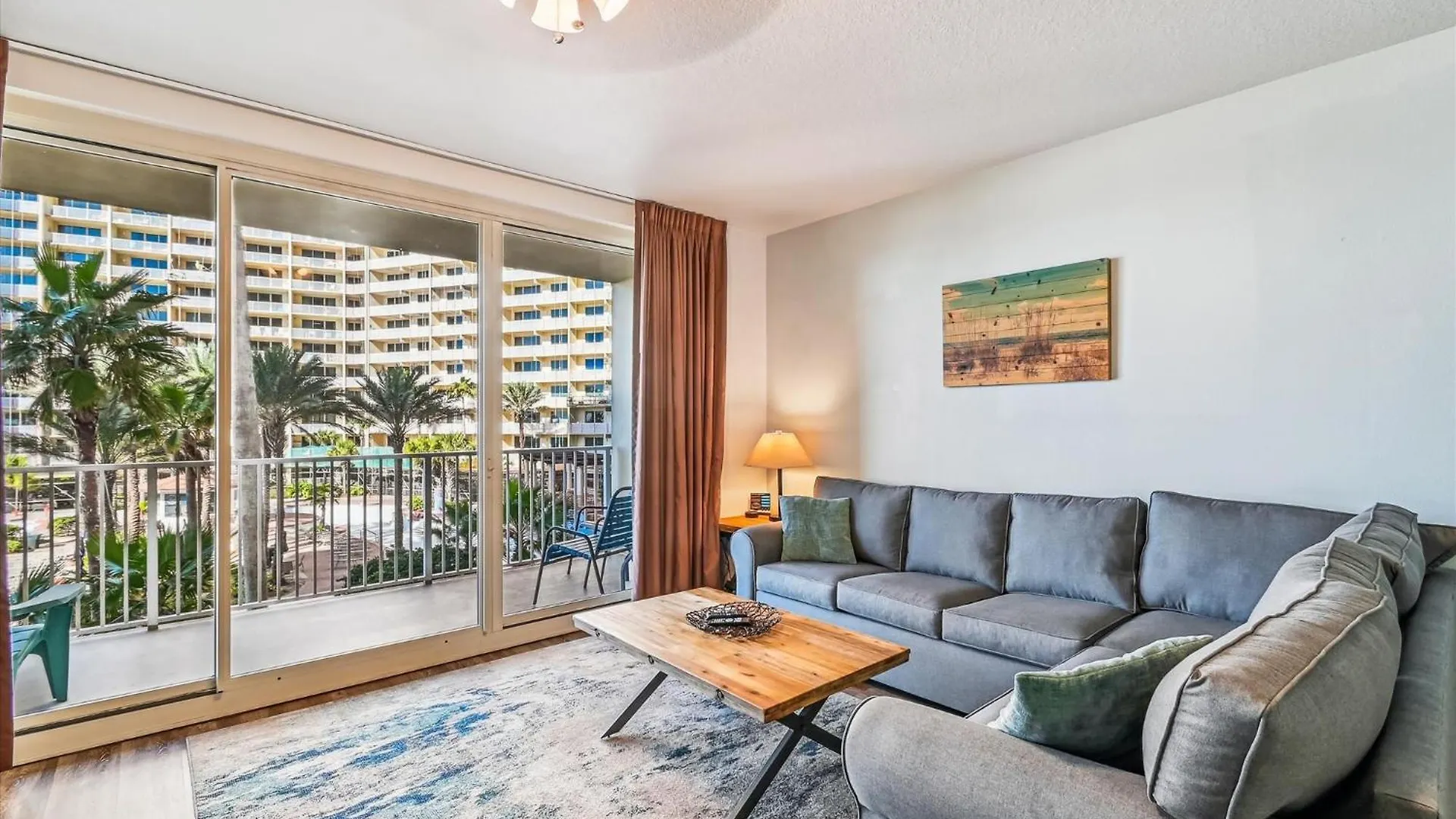 Apartment Shores Of Panama 325 - 3Rd Floor, Updated, Free Fun! Sleeps 6, Condo Panama City Beach